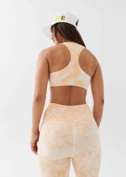 P.E Nation | React Sports Bra - Golden Sand -Hot Sale Clothing Store PENATION Q2 APR22 MAY22 TASH GALGUT S07 052 800x f3fa40a9 1fe8 40f9 9ccc e1a63cf27232