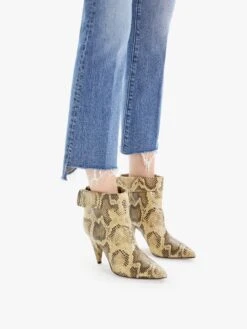 Mother Denim | The Insider Crop Step Fray - Scenic Route 9 Mother Denim | The Insider Crop Step Fray - Scenic Route -Hot Sale Clothing Store SCENICROUTE THEINSIDERCROPSTEPFRAY 1157 624 SCC 01919 2394x 3443aefa c900 4d49 a631 2d36bd075664